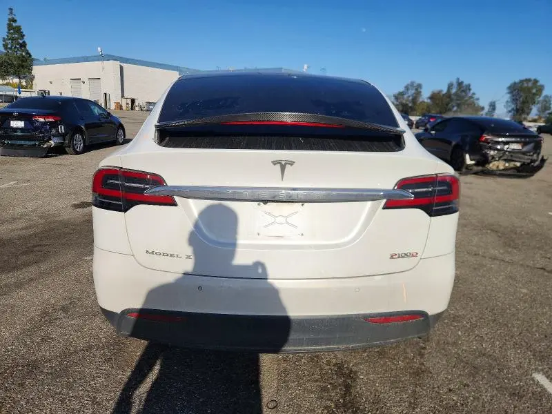 2016 TESLA MODEL X   