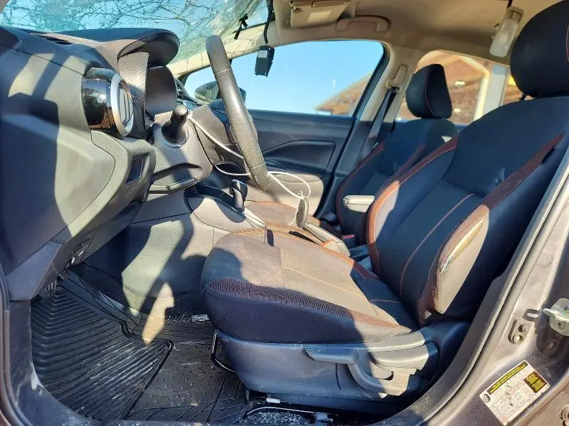 2020 NISSAN VERSA SR  