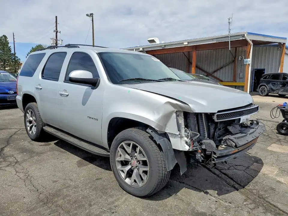 2011 CHEVROLET TAHOE K1500 LS  