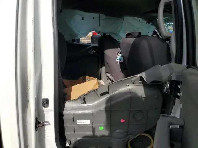 2015 NISSAN FRONTIER S  