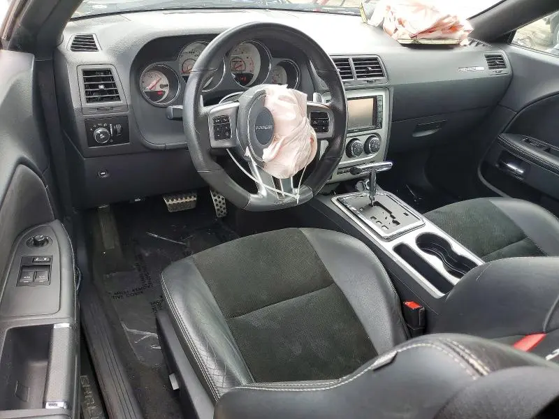2013 DODGE CHALLENGER SRT-8  