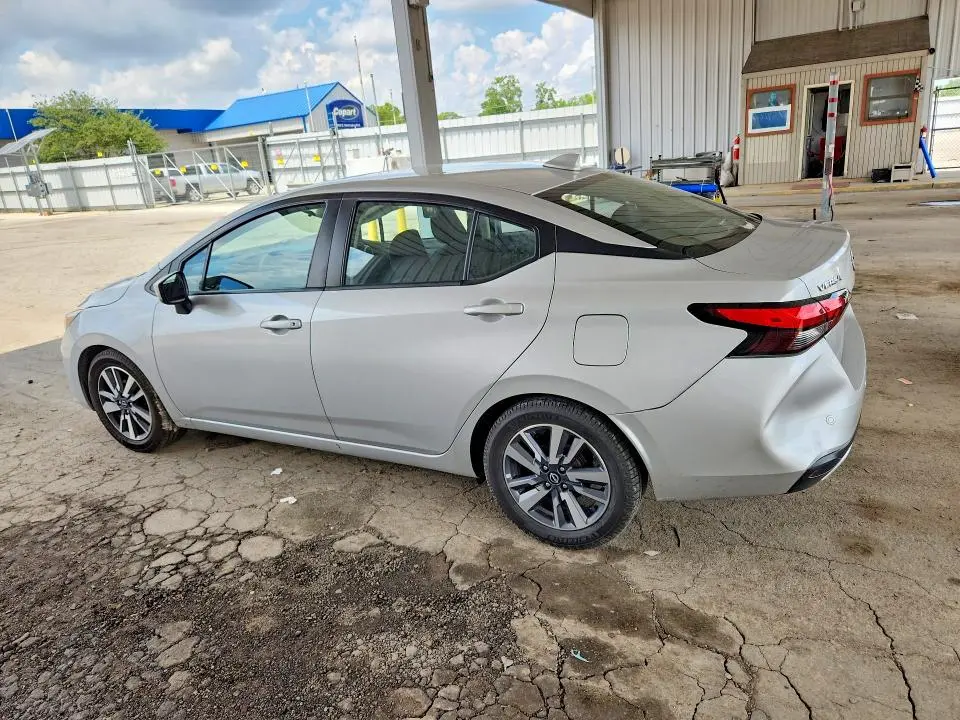 2023 NISSAN VERSA SV  