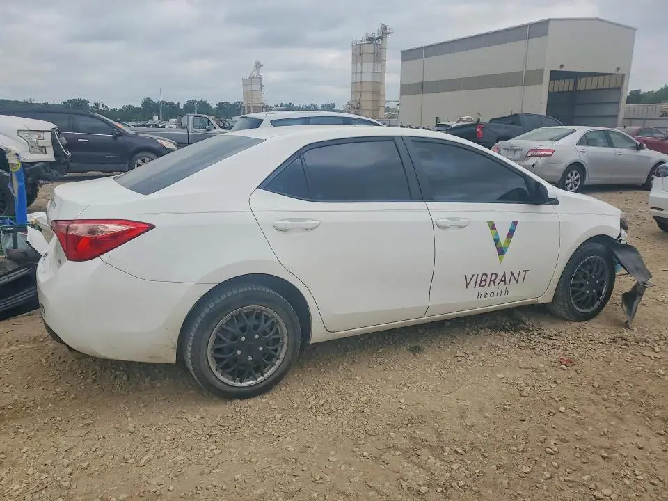 2019 TOYOTA COROLLA LE  