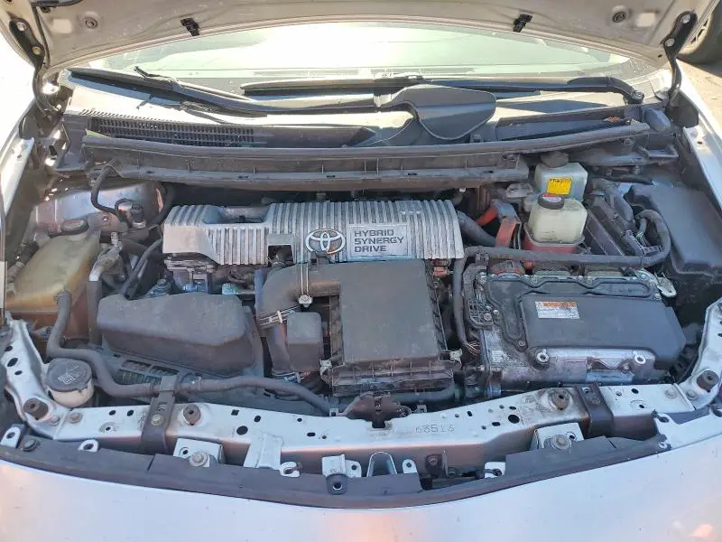 2015 TOYOTA PRIUS TWO  