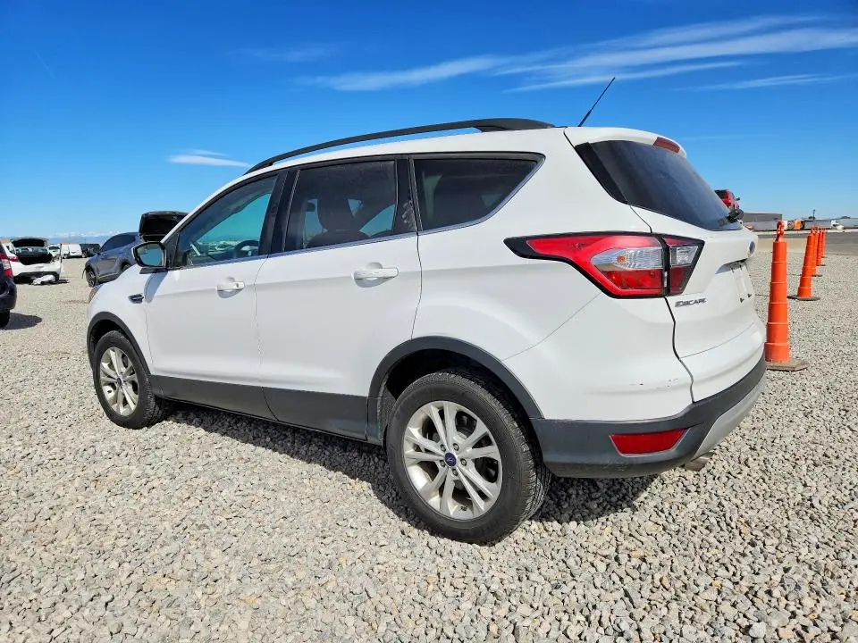 2018 FORD ESCAPE SE  