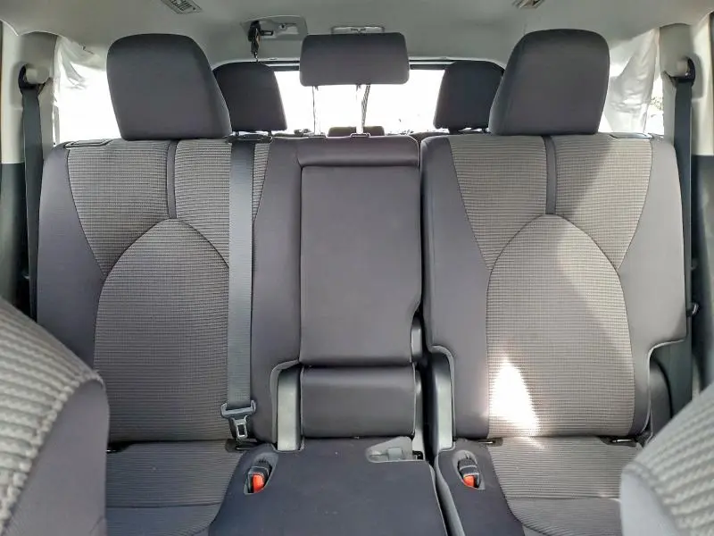 2022 TOYOTA HIGHLANDER L  