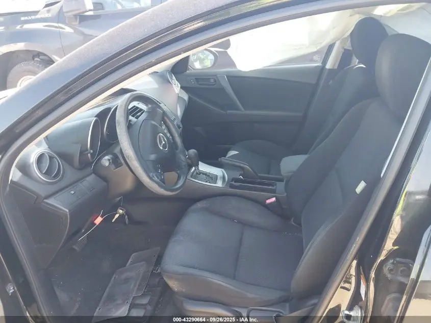 2011 MAZDA MAZDA3 I SPORT