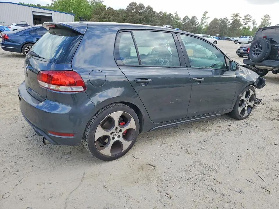 2010 VOLKSWAGEN GTI   