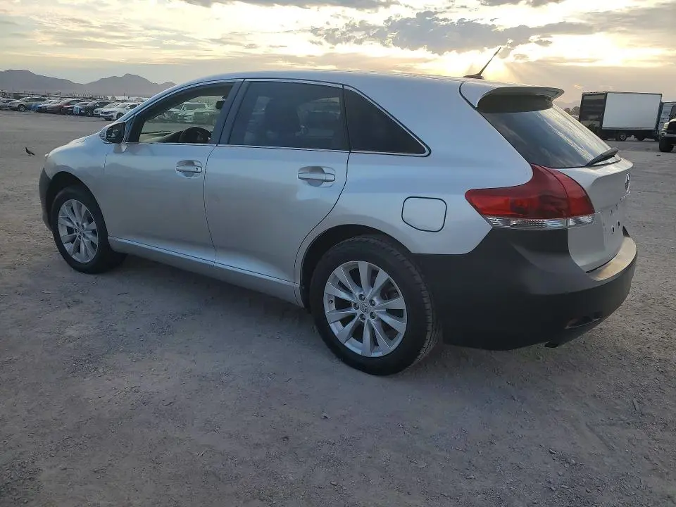 2013 TOYOTA VENZA LE  