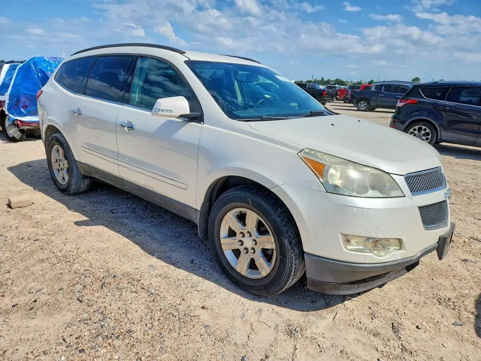 2012 CHEVROLET TRAVERSE LT  