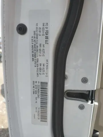 2016 CHRYSLER 300 LIMITED  