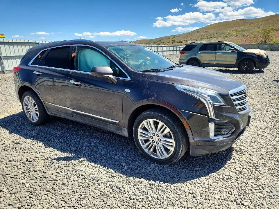 2018 CADILLAC XT5 PREMIUM LUXURY  