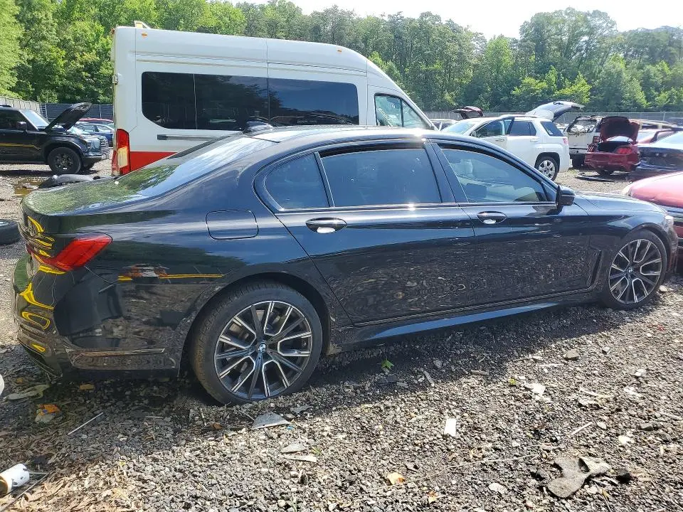 2020 BMW 750 XI  