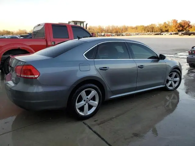 2012 VOLKSWAGEN PASSAT SE  