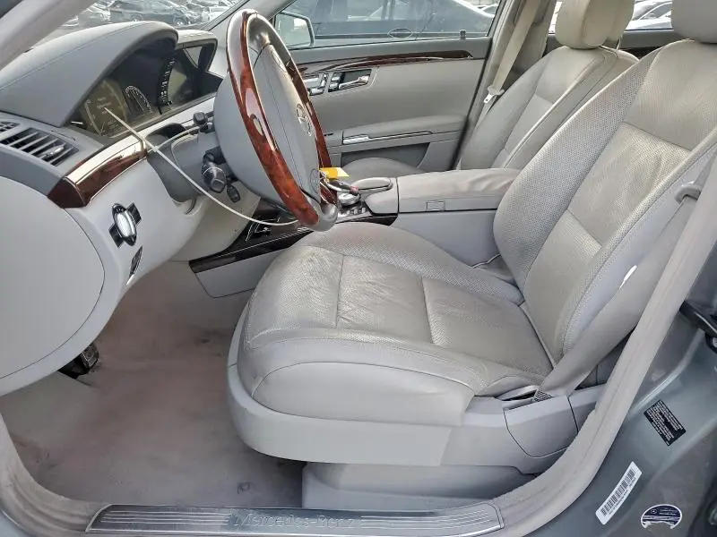 2010 MERCEDES-BENZ S 550  