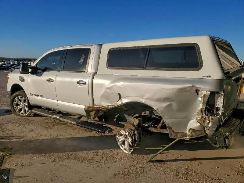 2016 NISSAN TITAN XD SL  