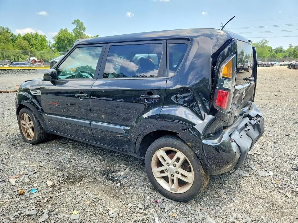2011 KIA SOUL +  