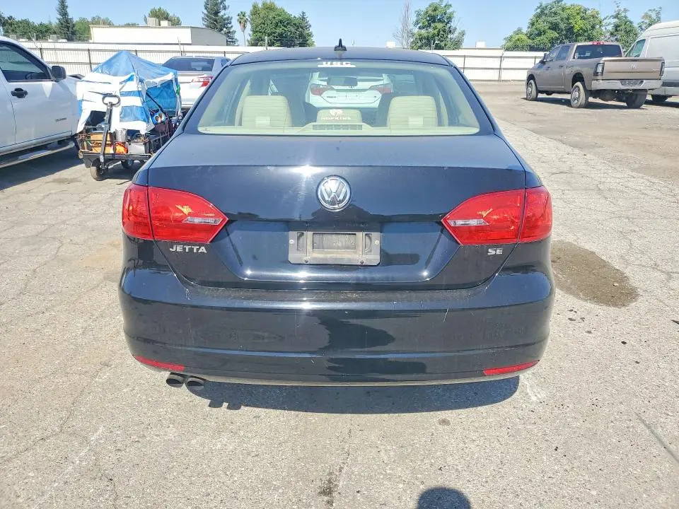 2014 VOLKSWAGEN JETTA SE  