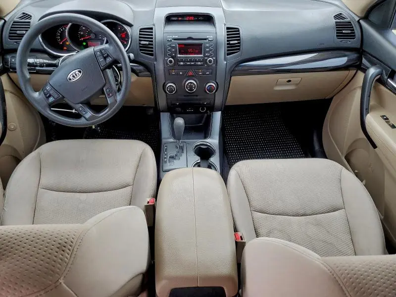 2011 KIA SORENTO   