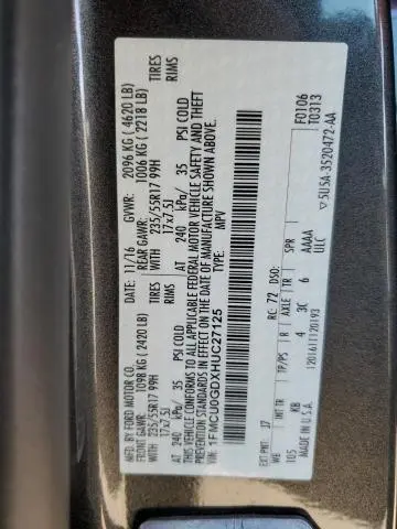 2017 FORD ESCAPE SE  