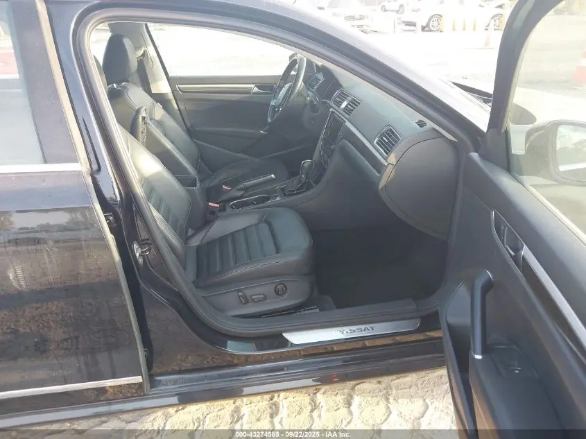 2017 VOLKSWAGEN PASSAT 1.8T SEL PREMIUM