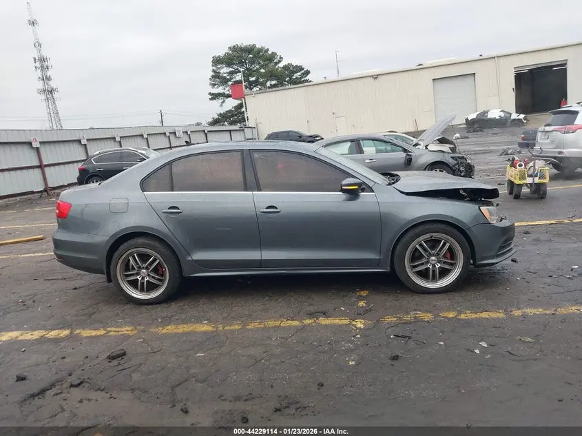 2015 VOLKSWAGEN JETTA 2.0L TDI SE