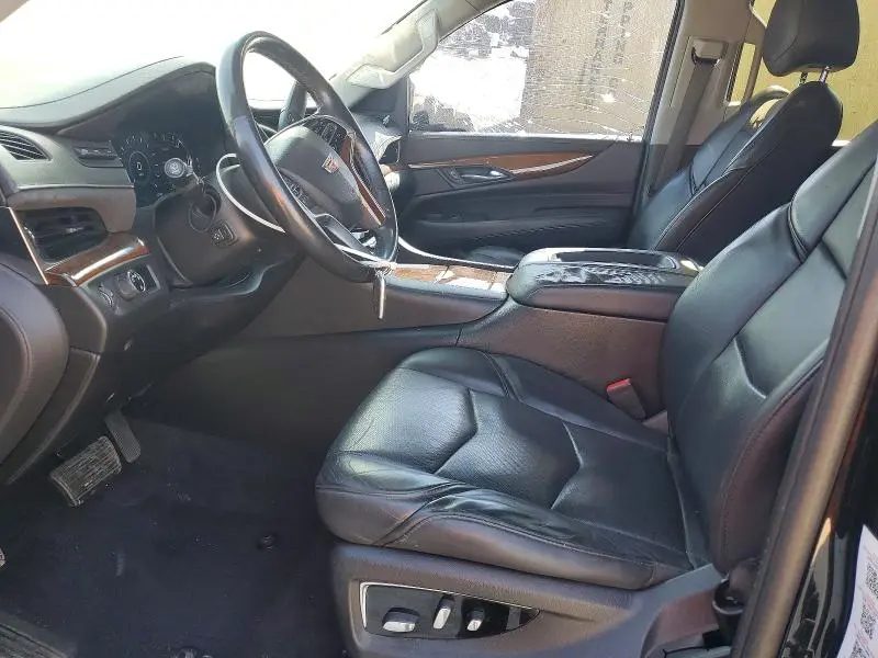 2018 CADILLAC ESCALADE LUXURY  
