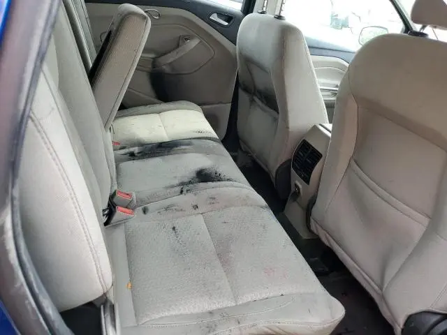 2017 FORD ESCAPE SE  