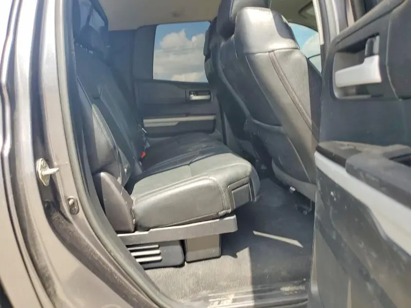 2016 TOYOTA TUNDRA DOUBLE CAB LIMITED  