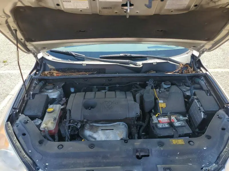 2011 TOYOTA RAV4 BASE  