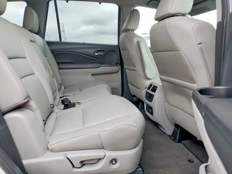 2016 HONDA PILOT EXL  