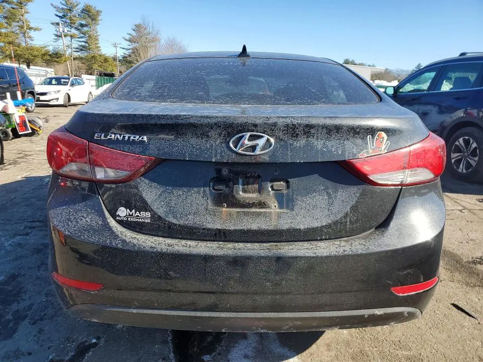 2014 HYUNDAI ELANTRA SE  