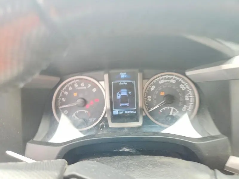 2016 TOYOTA TACOMA SR5  
