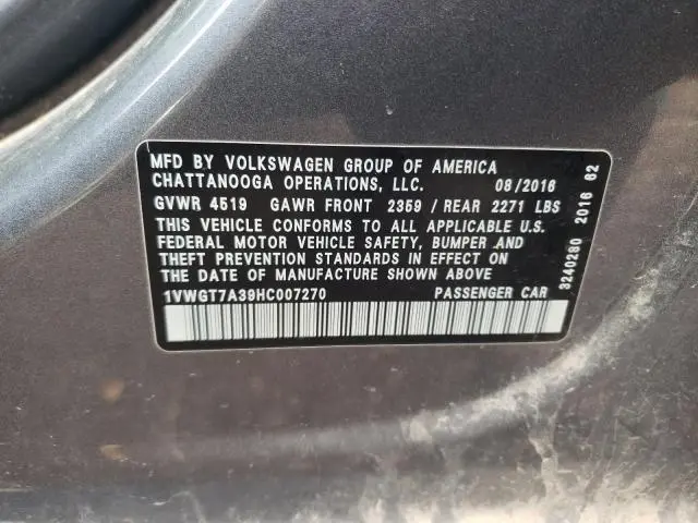 2017 VOLKSWAGEN PASSAT SE  