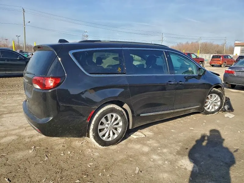 2017 CHRYSLER PACIFICA TOURING L  