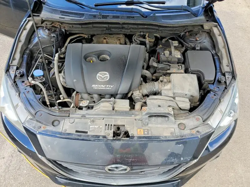 2015 MAZDA 3 TOURING  