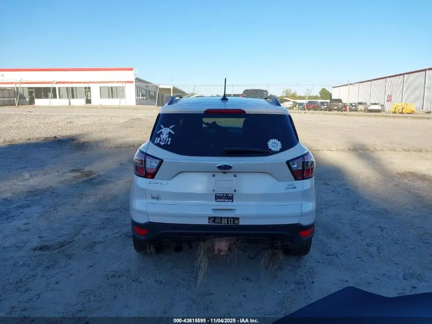 2018 FORD ESCAPE SE