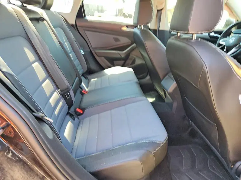 2025 VOLKSWAGEN JETTA SE  