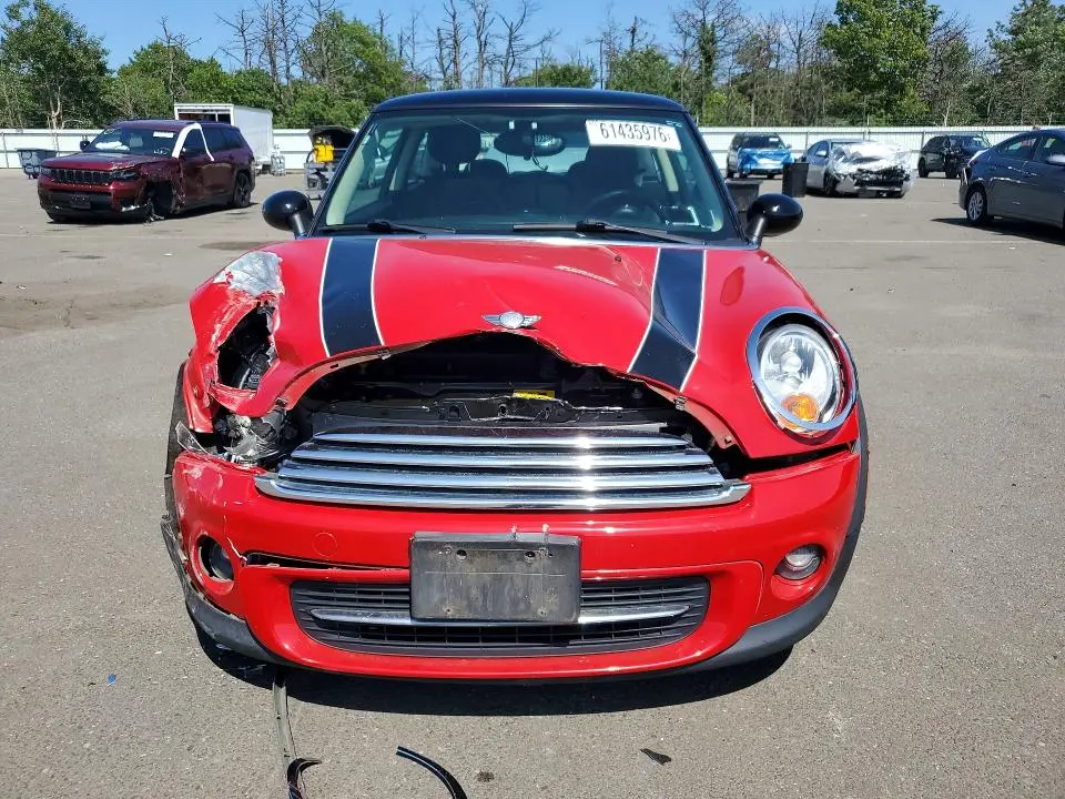 2011 MINI COOPER BASE  