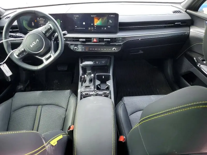 2025 KIA K5 GT  