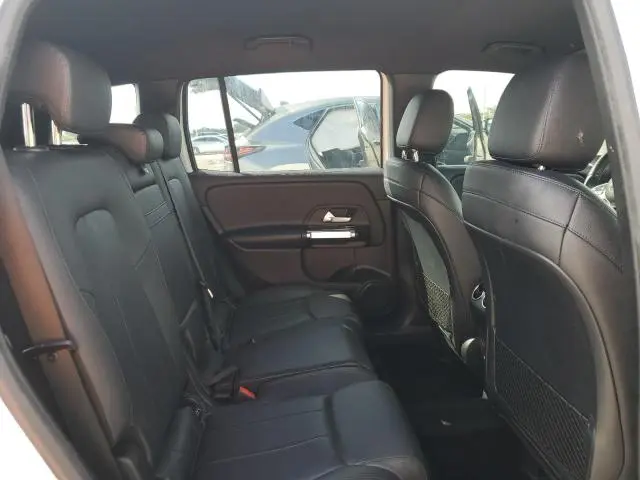 2020 MERCEDES-BENZ GLB 250  