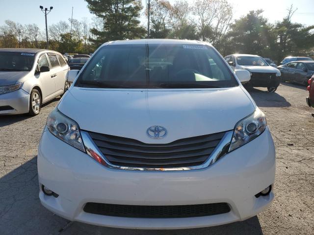 2014 TOYOTA SIENNA XLE