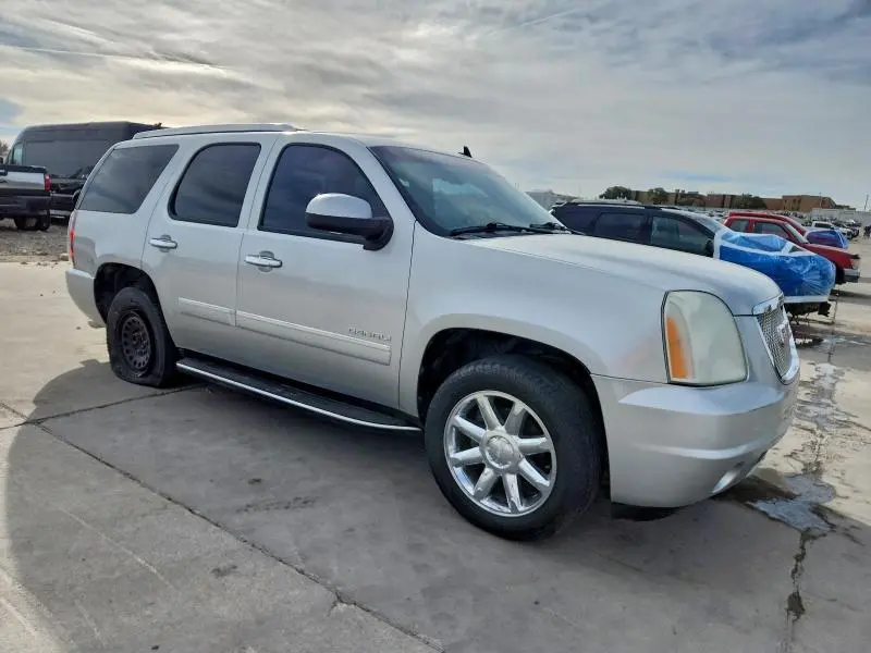 2012 GMC YUKON DENALI  