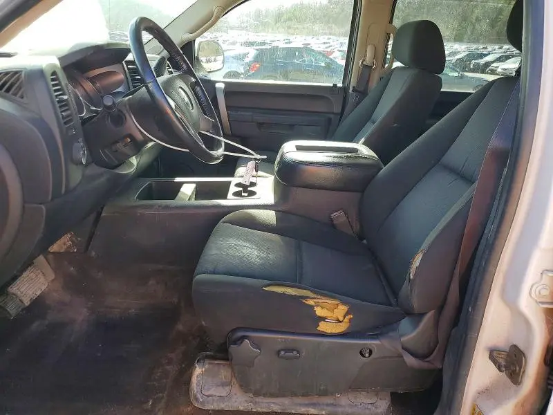 2011 CHEVROLET SILVERADO K1500 LT  