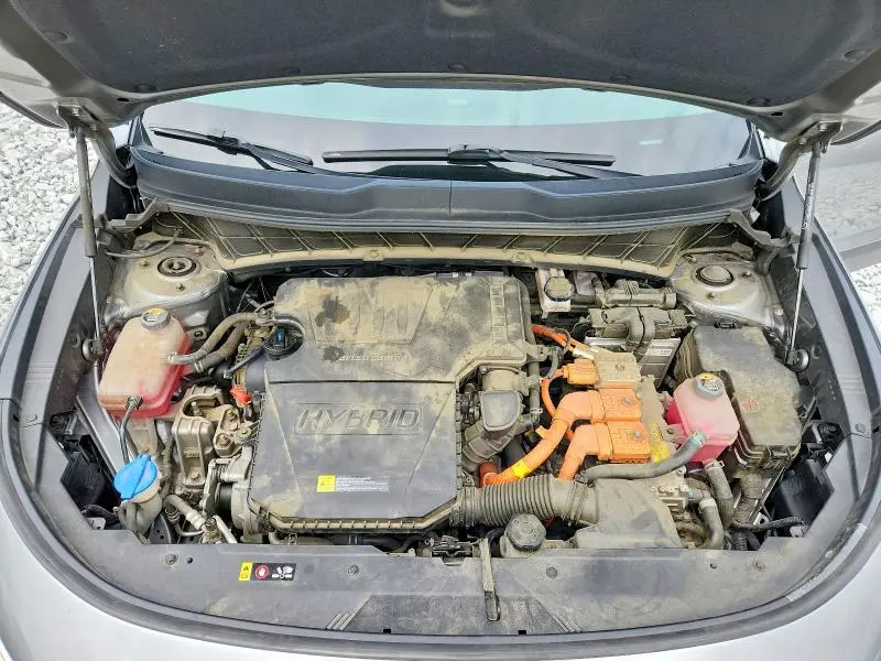 2023 KIA NIRO LX  