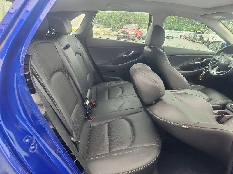 2020 HYUNDAI ELANTRA GT BASE  
