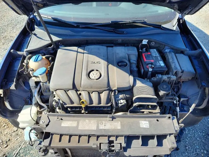 2014 VOLKSWAGEN PASSAT SE  