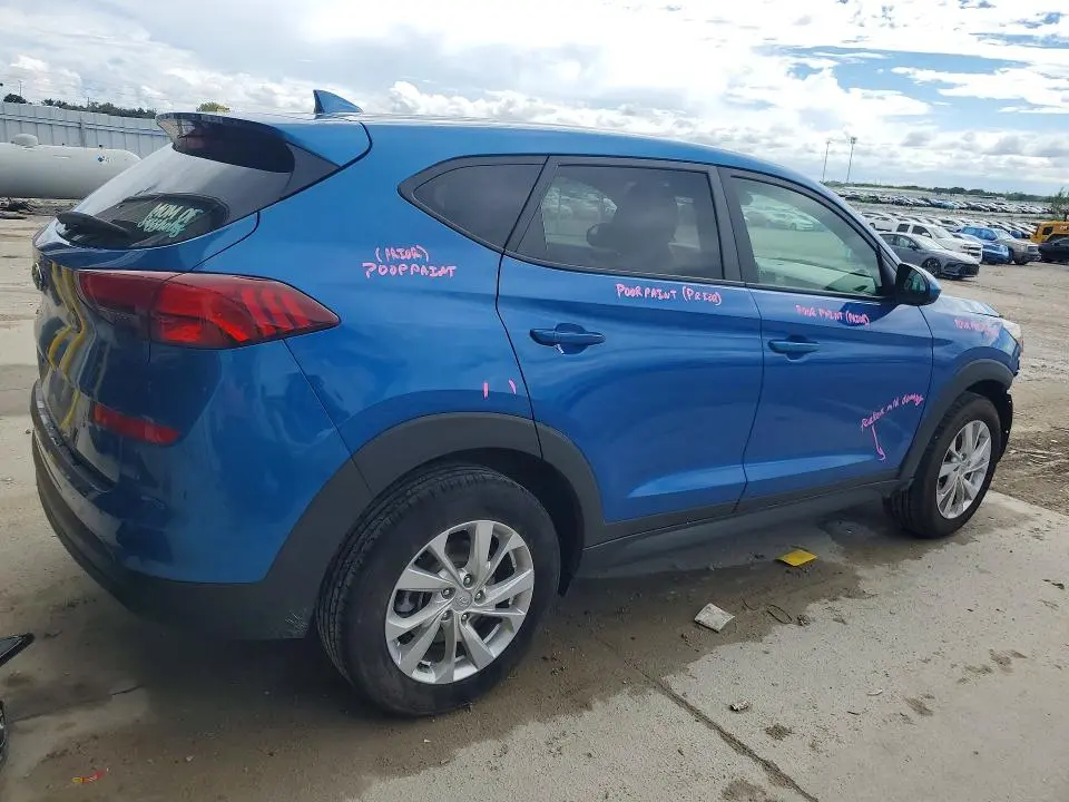2020 HYUNDAI TUCSON SE  