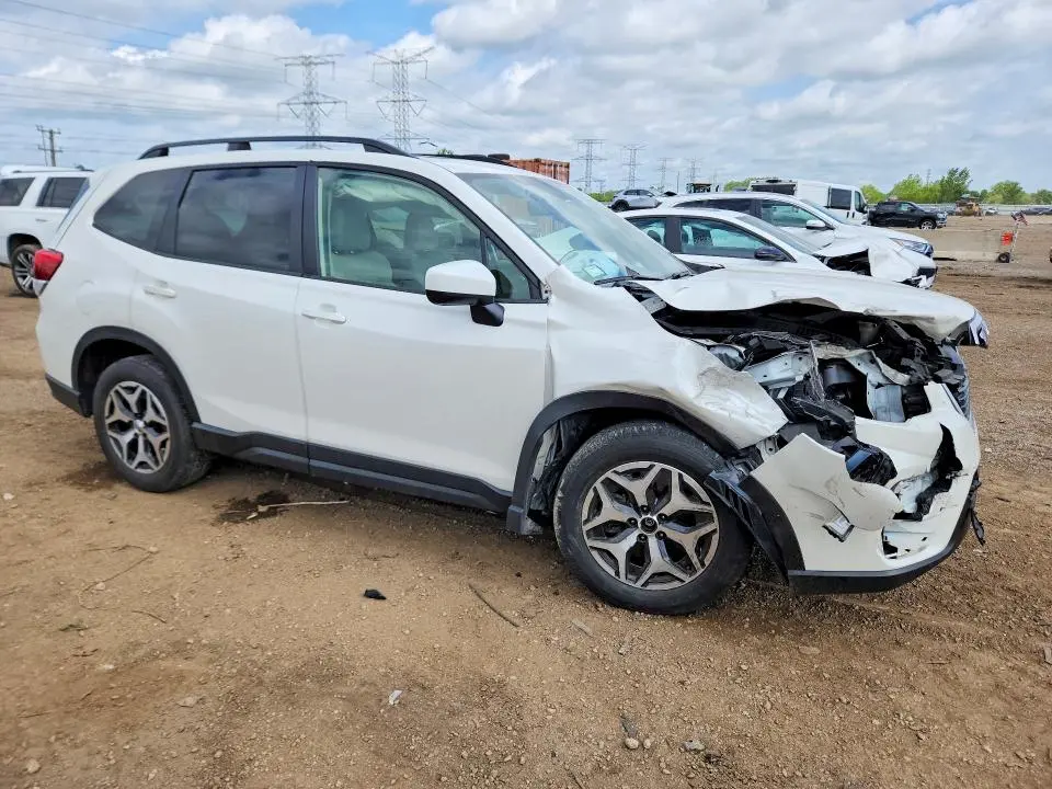 2020 SUBARU FORESTER PREMIUM  