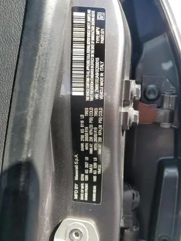 2017 MASERATI LEVANTE   